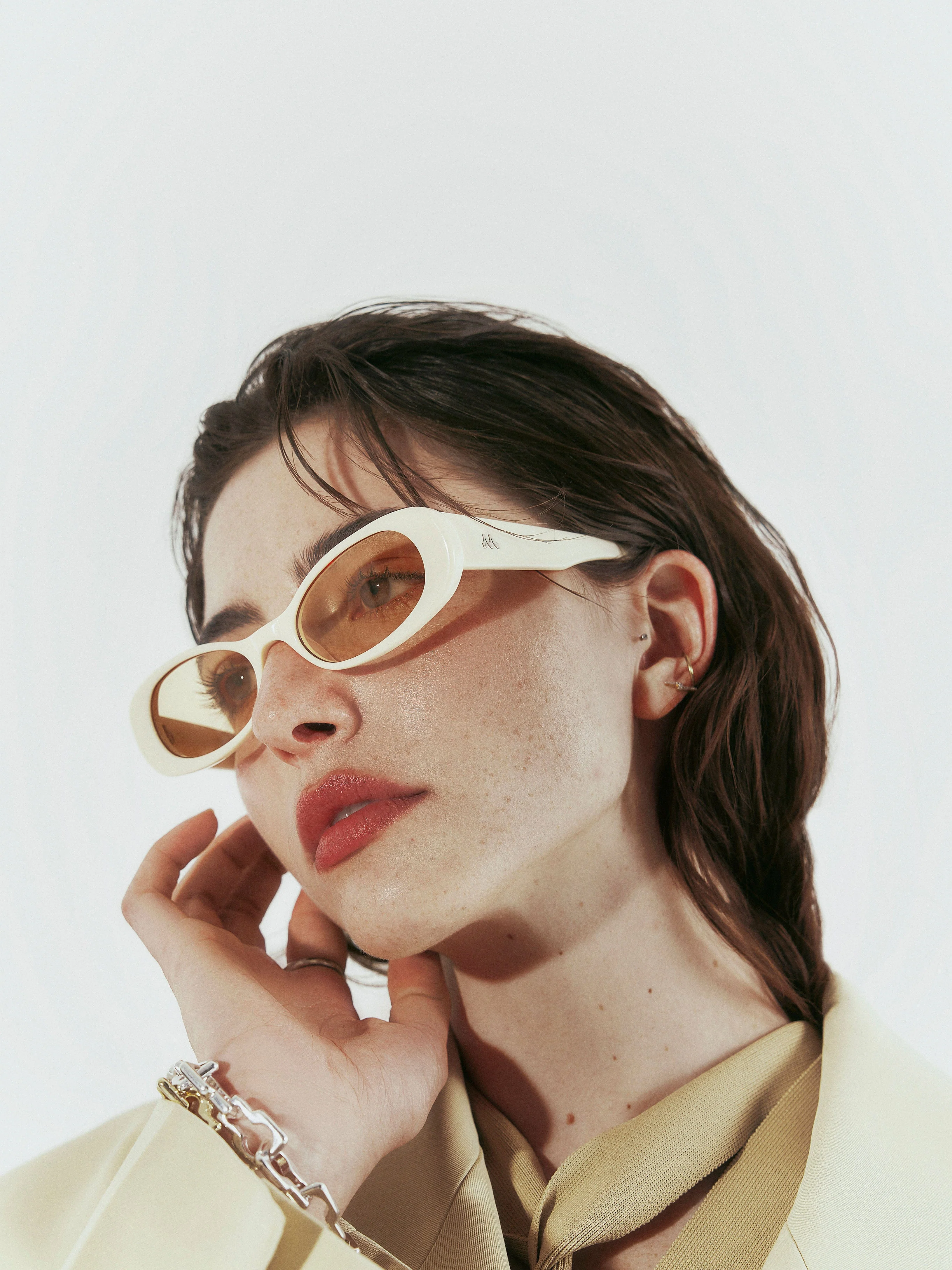 Brooklyn Cream Sunglasses - Image 2