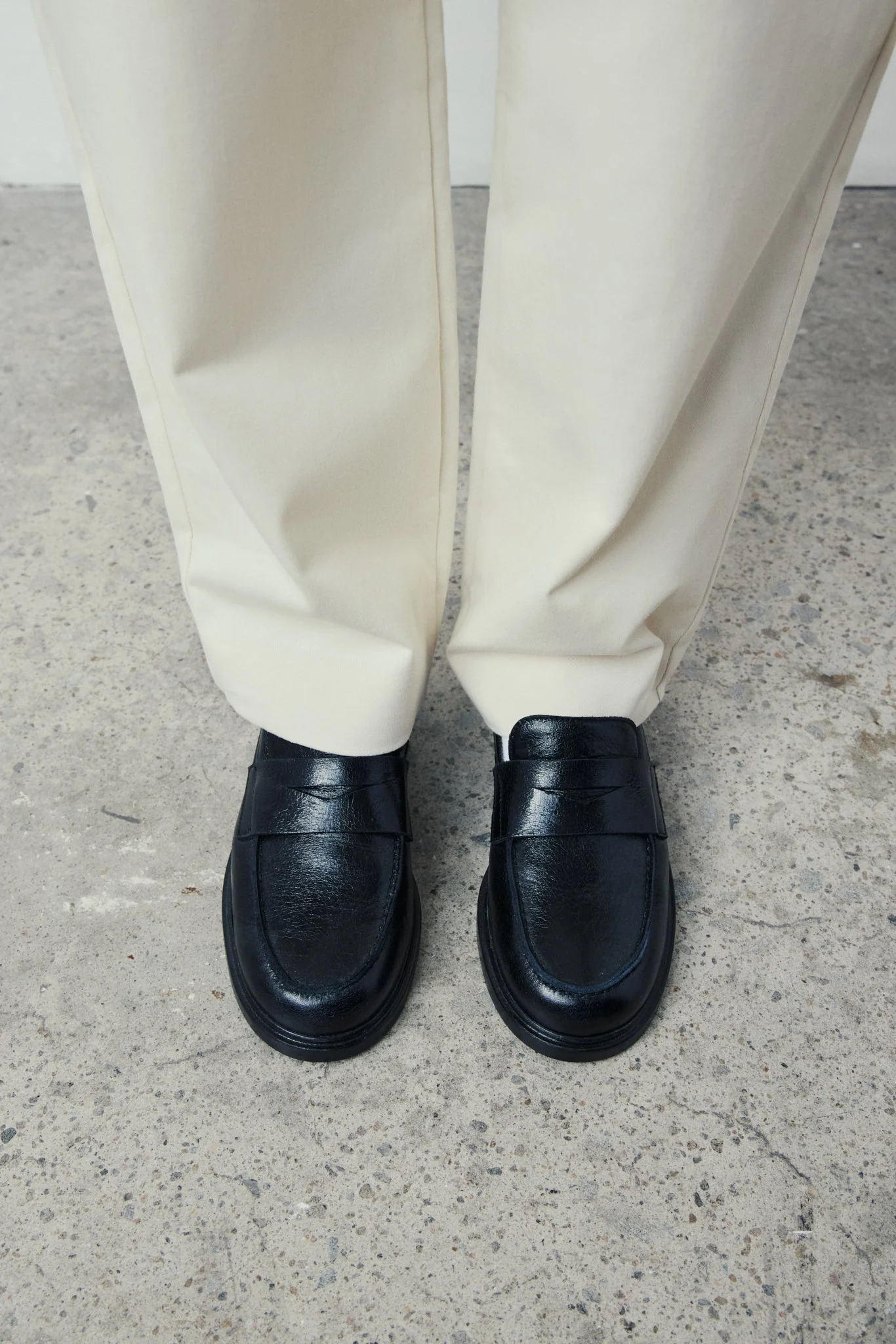 Orio Black Loafer - Image 2